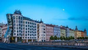 Casa danzante, Praga