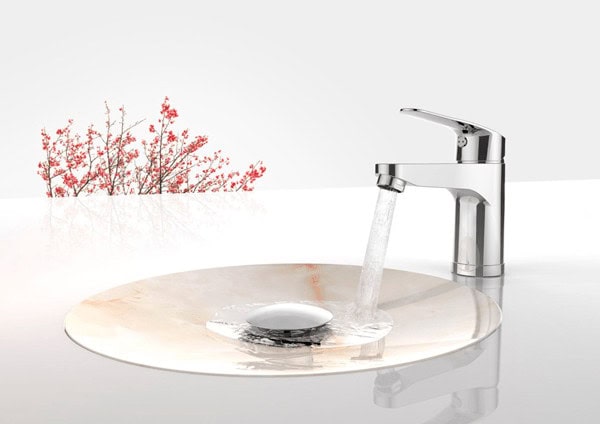 Essential, griferia asequible de tres griferia