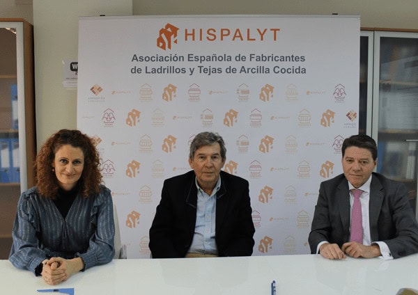 De izda a dcha. Elena Santiago, Pedro Rognoni y Antonio Mateos