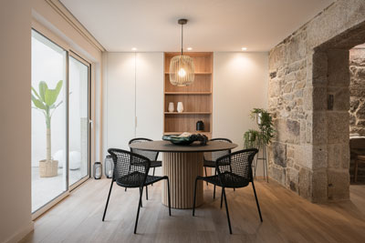 Rehabilitación de Casa Albor por Paco Galiñanes Estudio