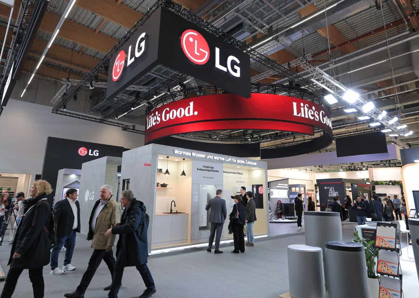 LG