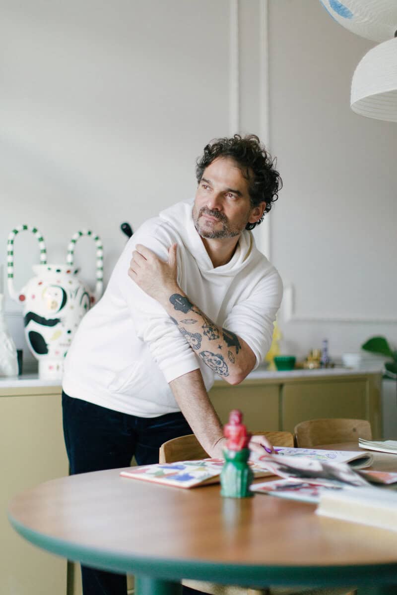 Jaime Hayon, diseñador e interiorista español, ganador del Premio Excelencia Nacional en los IV Premios Escala de Interiorismo 2026