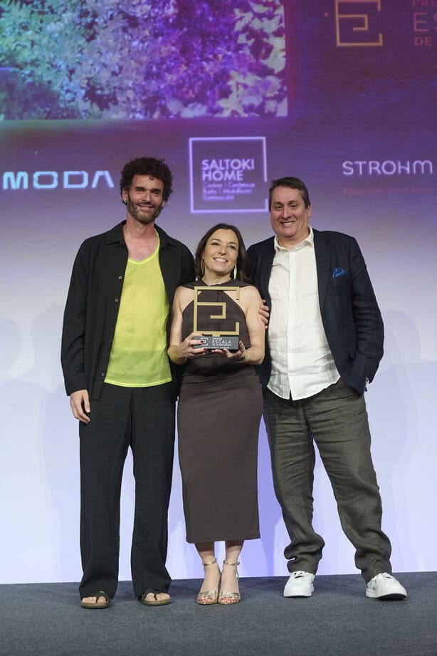 Xoán Pérez y María Barceló, de Mix Paisaje, reciben el Premio Escala Proyecto Entornos en la IV edición de los Premios Escala de Interiorismo 2026